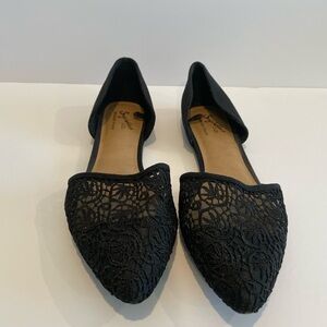Seychelles Black Lace Pointed D'Orsay Flats (Women's) sz 11